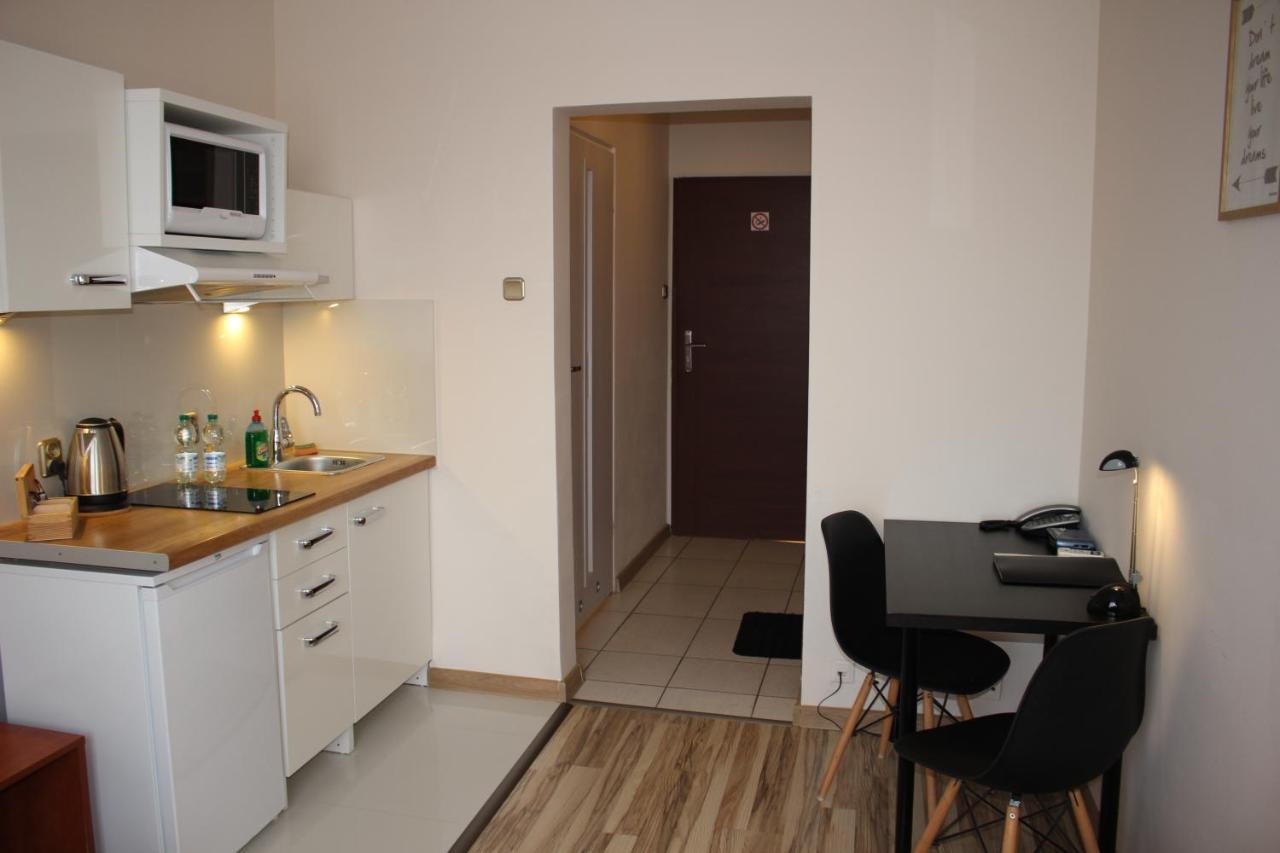 Hotel 1 Płock Esterno foto